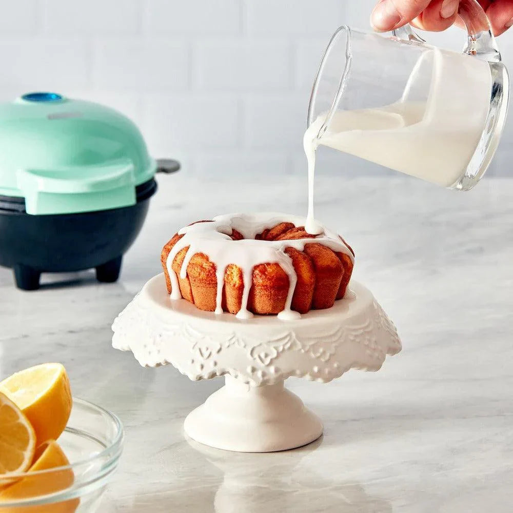 Compact Mini Bundt Cake Maker – Easy-to-Use Cake Maker for Perfect Mini Cakes